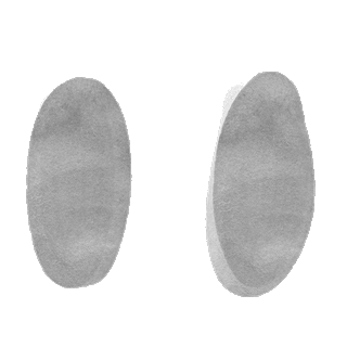Una persona disegnata attraversa un portale da uno spazio all’altro.